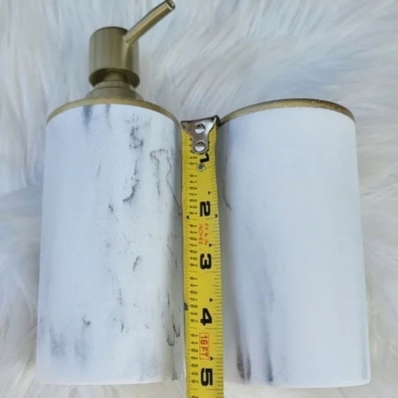 Sunday Citizen Marble Resin Bath Set - Picture 5 of 5